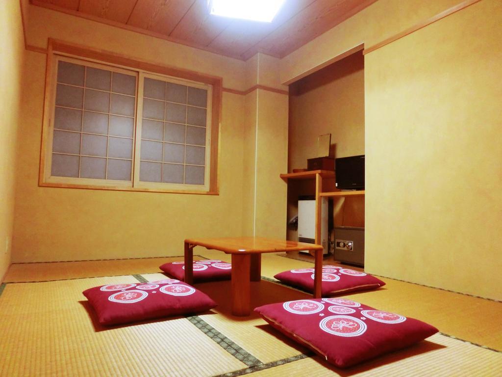 Oyado Uemasa Hotel Nozawaonsen Quarto foto